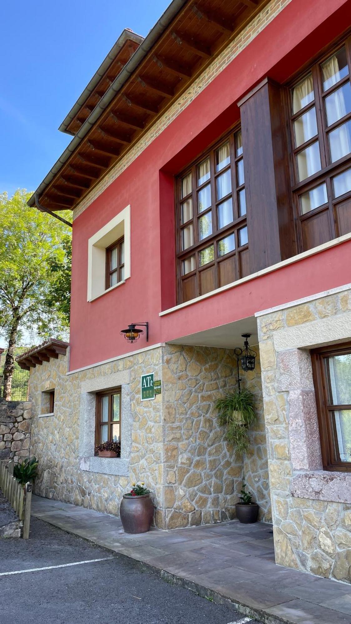 Apartamentos El Picoretu Mestas de Con Kültér fotó