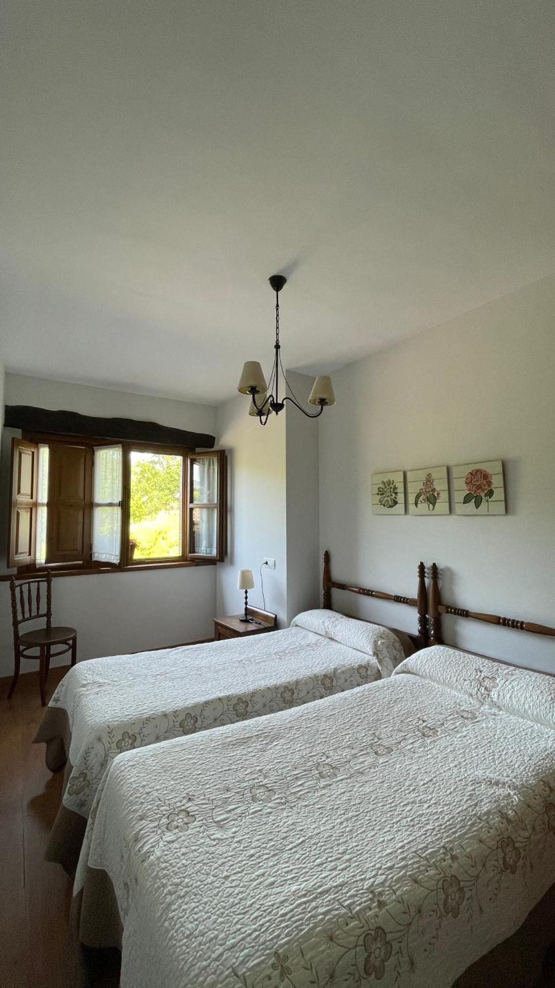 Apartamentos El Picoretu Mestas de Con Kültér fotó