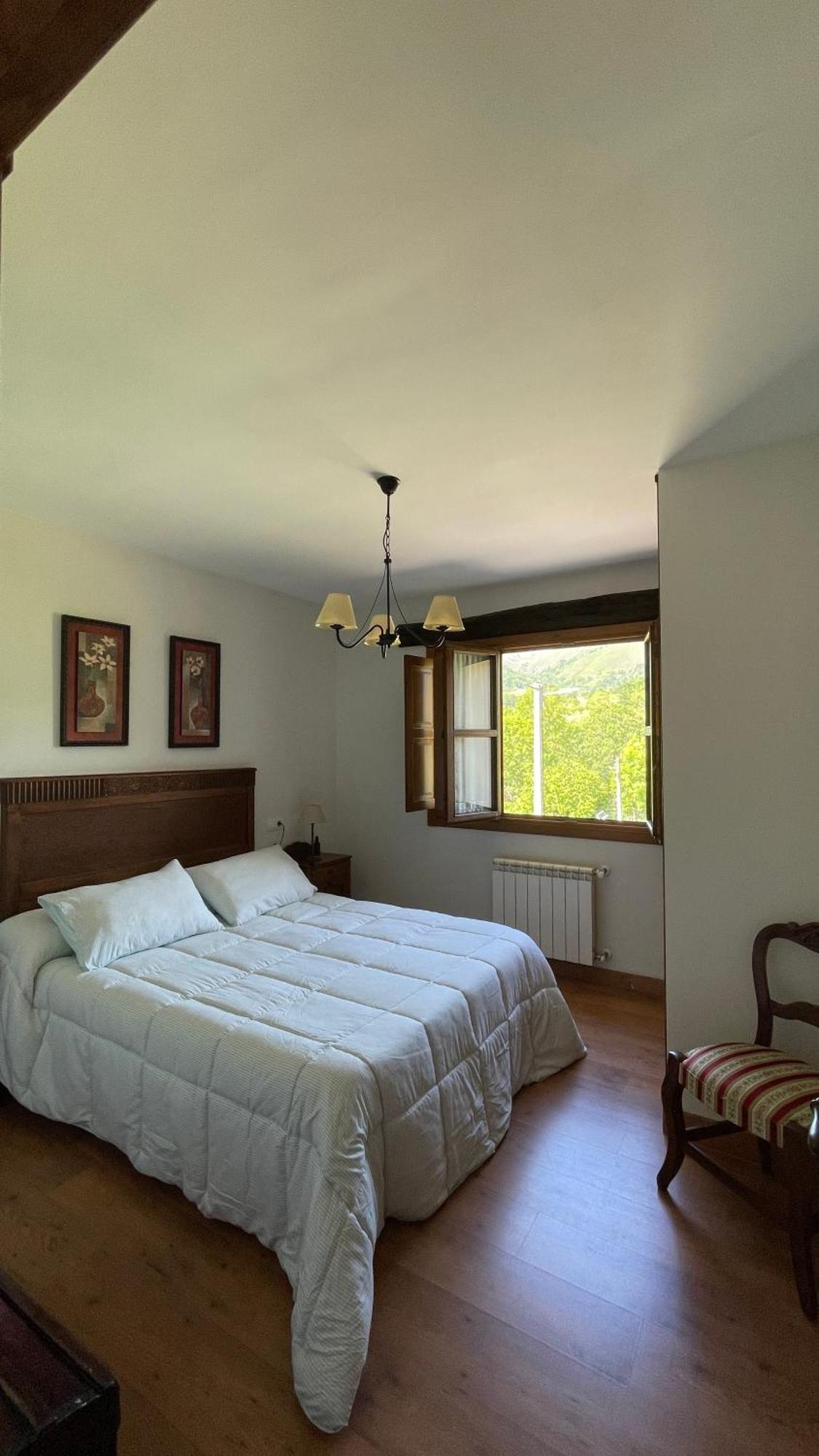 Apartamentos El Picoretu Mestas de Con Kültér fotó