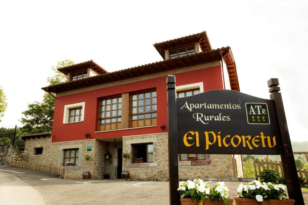 Apartamentos El Picoretu Mestas de Con Szoba fotó