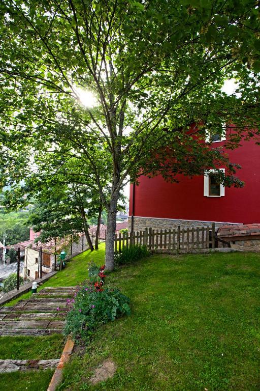 Apartamentos El Picoretu Mestas de Con Szoba fotó