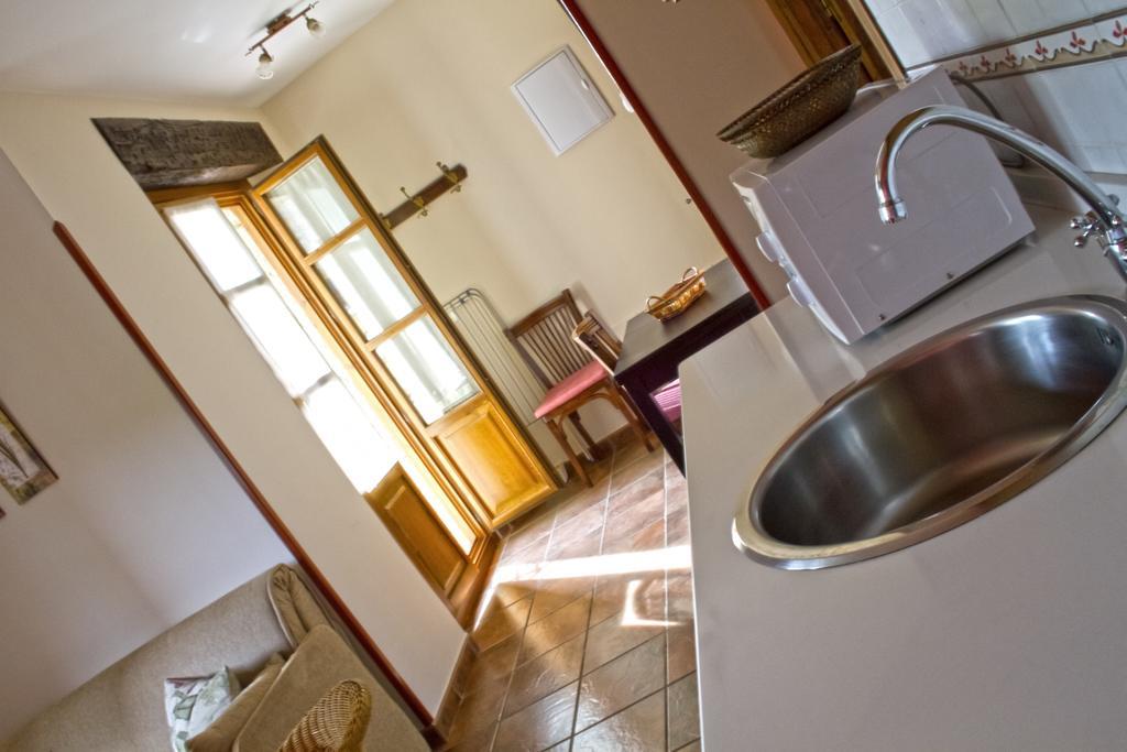 Apartamentos El Picoretu Mestas de Con Kültér fotó